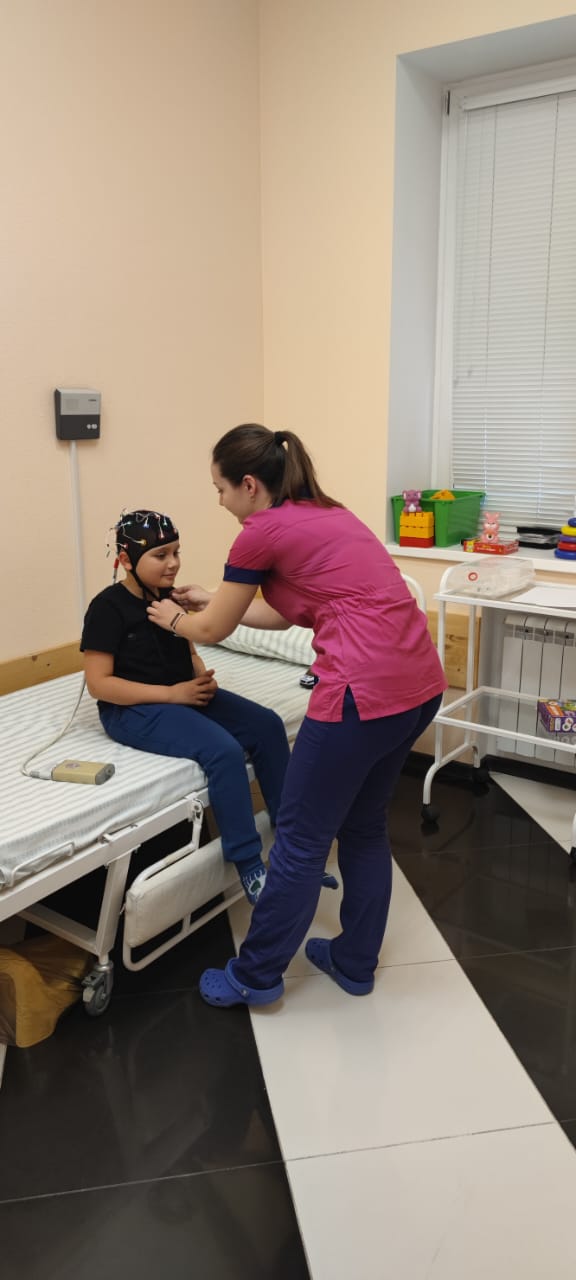 Стационарный видео-ЭЭГ мониторинг